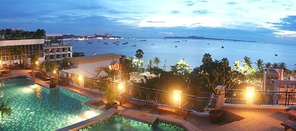 Summer Spring Hotel Паттайя Экстерьер фото